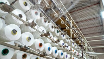 Pandemi sonrası toparlanma süreci, global ekonomik dalgalanmalar ve sürdürülebilirlik trendi