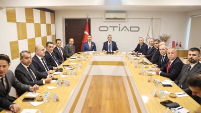 Ticaret Bakanı Ömer Bolat, ''Dünyada tekstilde 4’üncü sıradayız, konfeksiyonda ise