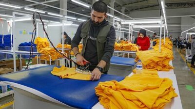 Van’da tekstil atölyelerinde çalışan işçiler, güvencesiz çalışma koşulları ve düşük