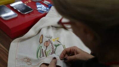 Sakarya Büyükşehir Belediyesi SAMEK'ler 16 farklı merkezde eğitim vermeye devam