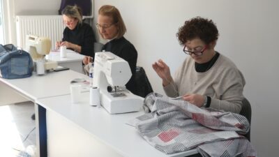 Nilüfer Belediyesi bünyesinde çalışmalar yapan Nilüfer Sürekli Eğitim Merkezi’nin kadınlara