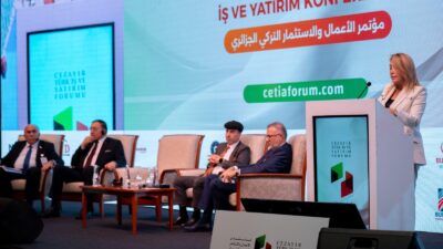 Bursa’da düzenlediği “Ticaret Köprüleri” programlarıyla tekstil ve konfeksiyon sektörüne yeni