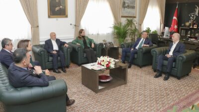 İşçi ve işveren kesimi önümüzdeki ay toplanacak olan Asgari Ücret