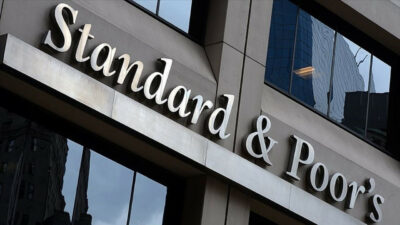 Uluslararası kredi derecelendirme kuruluşu Standard Poor's, Türkiye'nin kredi notunu ‘B+’dan