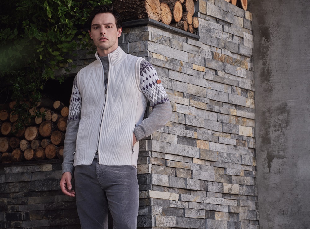 Erkek giyiminde tarzı, kalitesi, rahatlığı ile dikkat çeken Hemington, Aspen