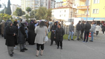 Giresun'un Bulancak ilçesinde bir tekstil fabrikası bir gecede boşaltıldı. 