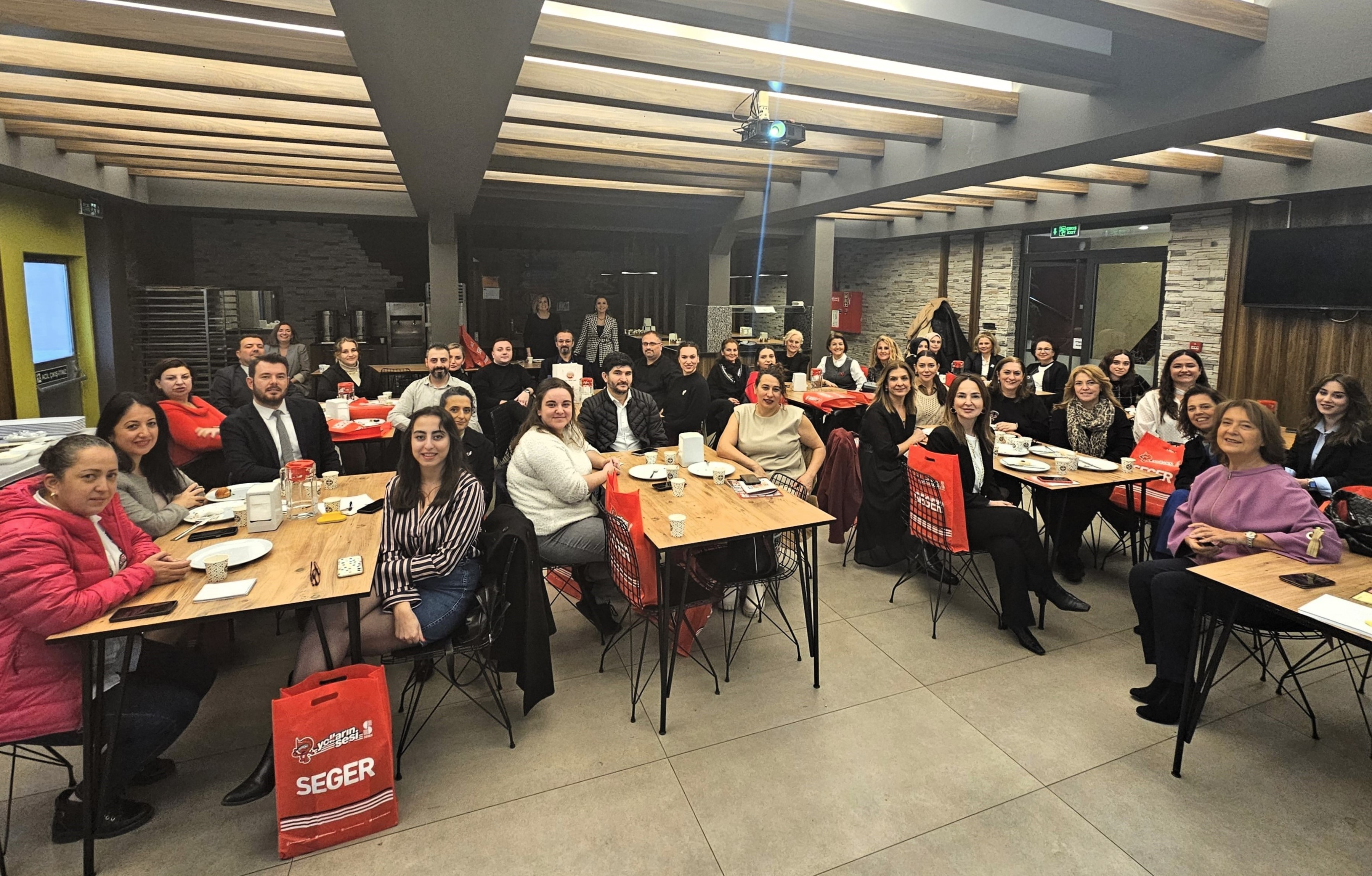 Yeşim Grup’un öncülüğünde düzenlenen "Şirketlerin Küresel Hedefler Yolculuğu: Doğru Hedef,