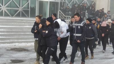 Kars merkezli 8 ilde düzenlenen operasyonda sosyal medya üzerinden giyim