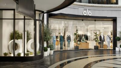 Lüks moda ve yaşam tarzı markası Alo Yoga (Alo), önde
