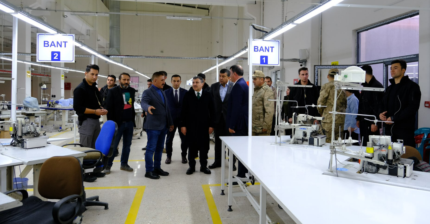 Şırnak'ın Silopi ilçesinde Habur Sınır Kapısı yakınlarında kurulan "Tekstilkent"te ilk