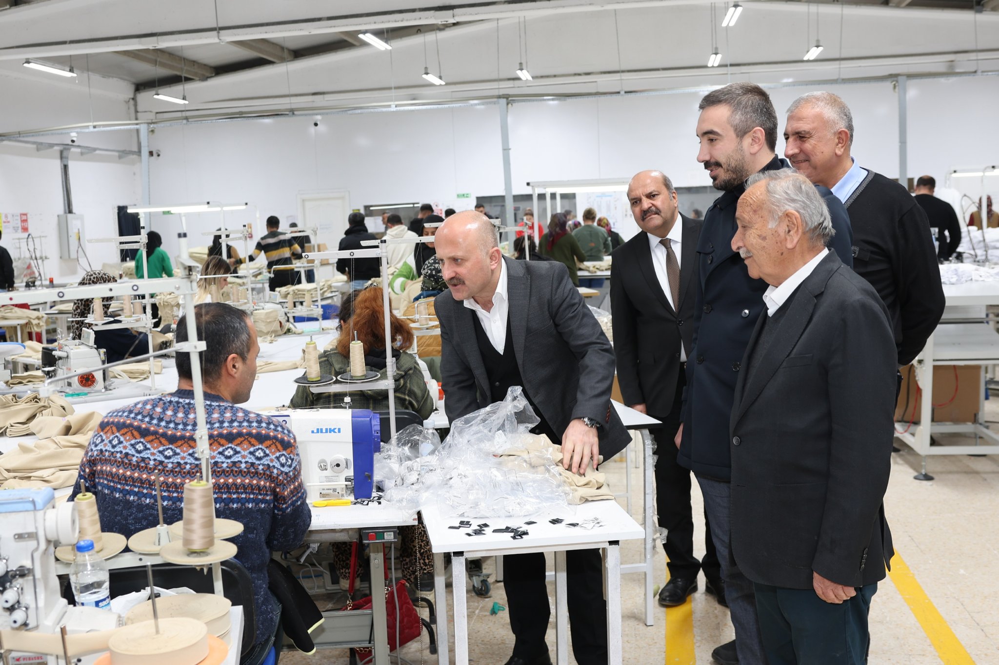 Adıyaman Valisi Varol’dan tekstil fabrikalarına ziyaret