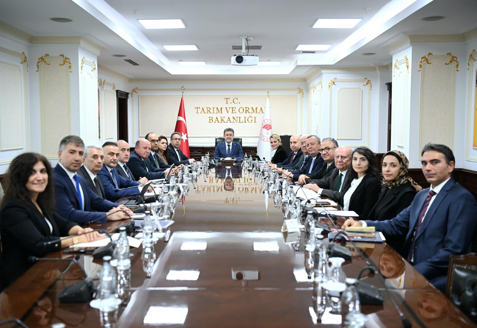 Türkiye'nin kanatlı eti sektöründeki ihracat potansiyelini artırmak istediklerini açıklayan TİM