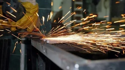 Sanayi üretimi, ekimde yıllık bazda yüzde 3,1 azaldı. Böylece sanayideki