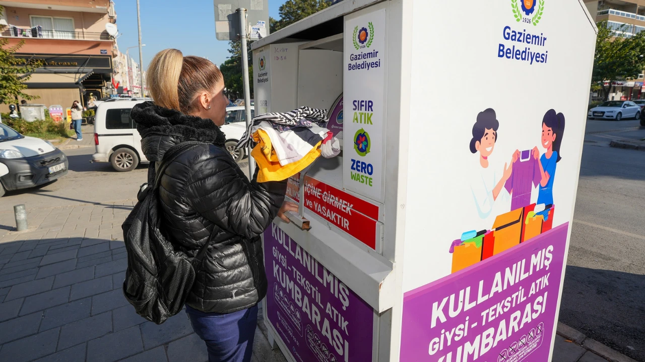 İzmir'de Gaziemir Belediyesi, tekstil atıkları için yapılan ihale ile 3,45