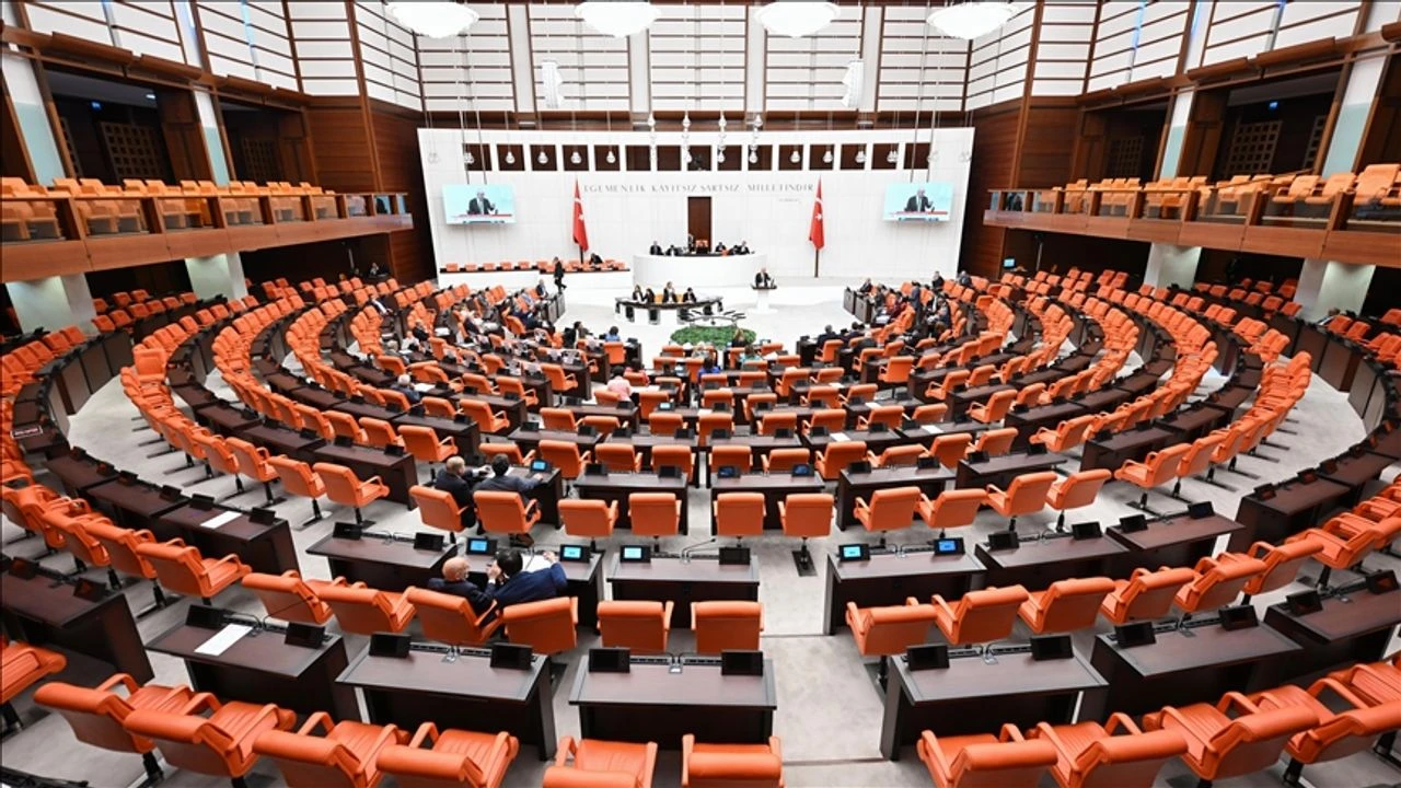 CHP Mersin Milletvekili Talat Dinçer, Türkiye'nin ihracatında önemli bir yere