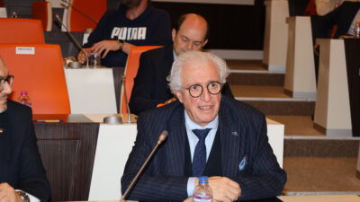 Ege İhracatçı Birlikleri Koordinatör Başkanı Jak Eskinazi, Türkiye'nin rakiplerine göre