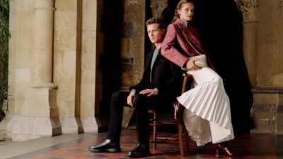 Sevgililer Günü'nde stilinizle fark yaratın ve aşkınızı zarafetle kutlayın. Divarese,