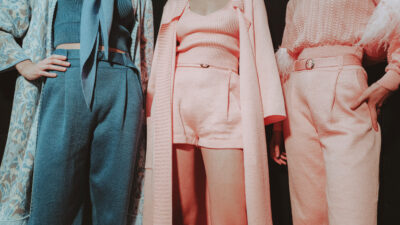 Dünyanın farklı bölgelerinde devam eden savaş ortamı ve siyasi krizler,