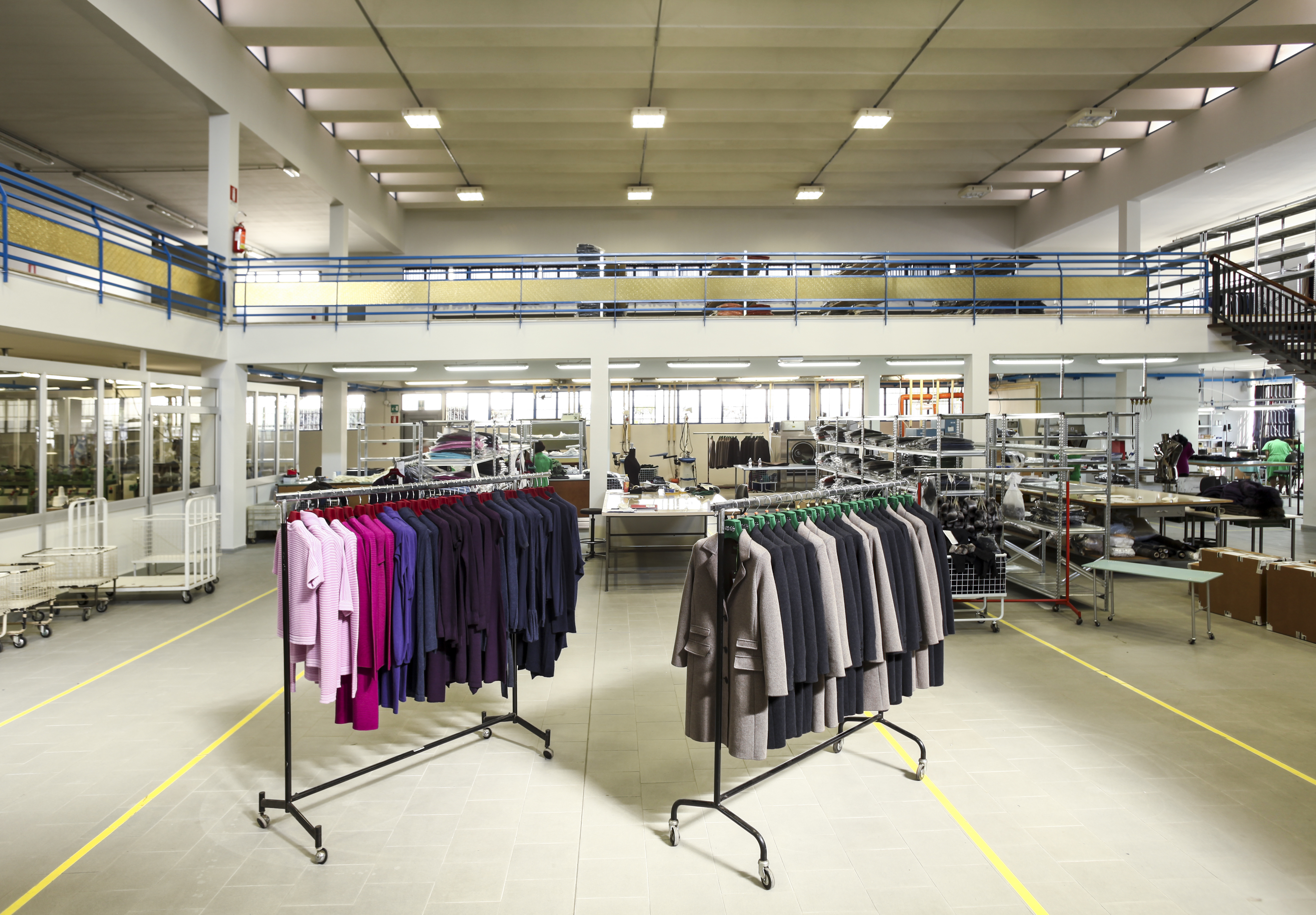 Türk moda endüstrisi, yıllık 29 milyar dolarlık hazırgiyim ithalatı yapan,