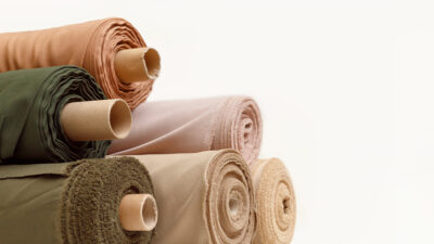 Denizli merkezli Larma Tekstil, yeni sezon koleksiyonlarını Fransa’nın başkenti Paris’te