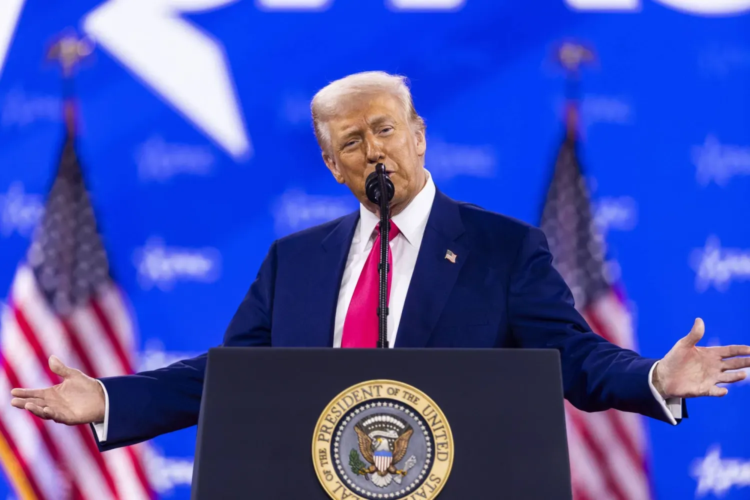 ABD Başkanı Donald Trump, Kanada ve Meksika'ya yönelik tarifelerin zamanında,