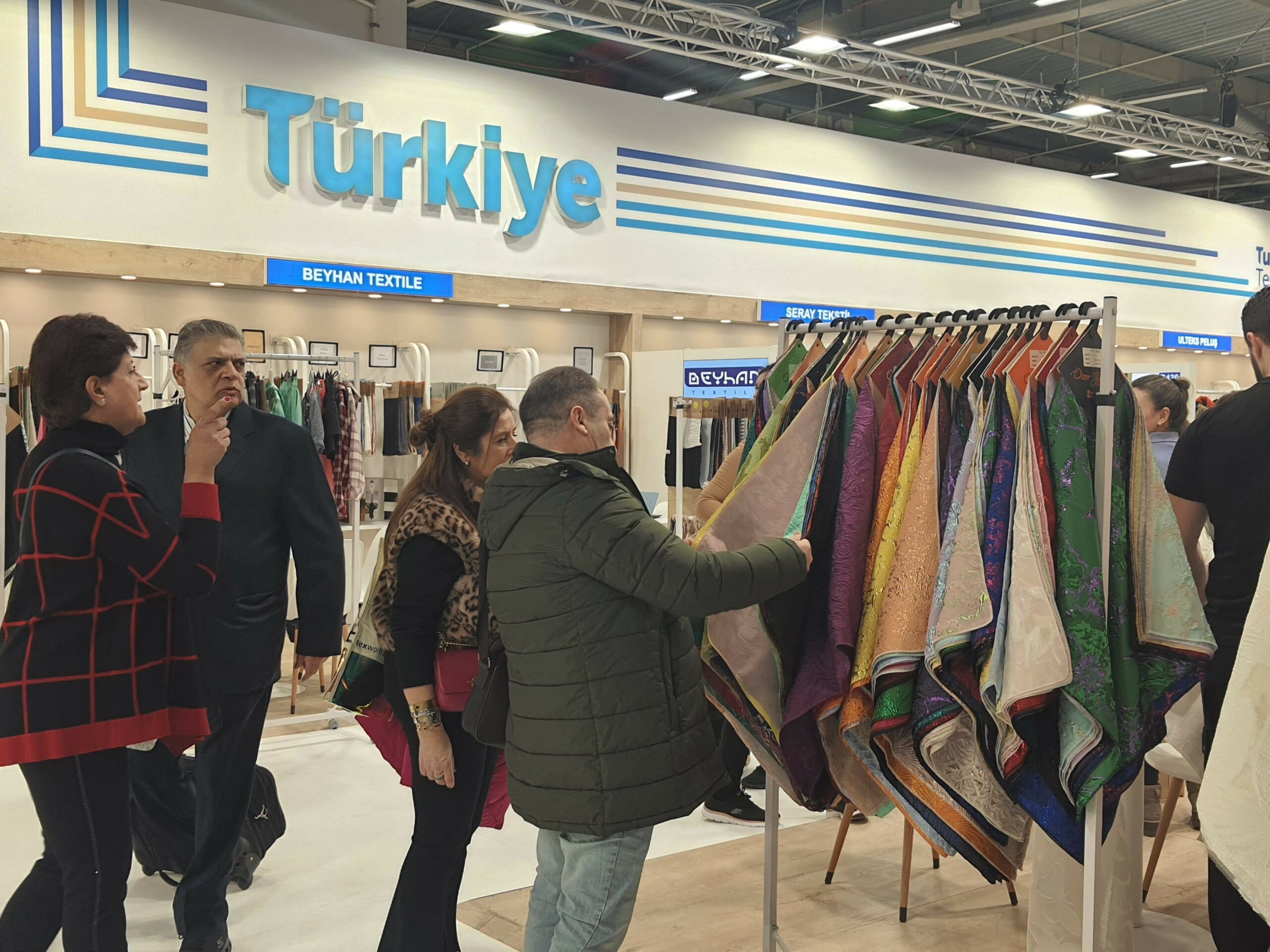 Türkiye 58 şirket ile Texworld Fuarı'nda | Tekstil Haber