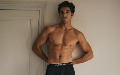 Lacoste, iç giyim koleksiyonunda zamansız stil ve yenilikçi ruhu birleştiren