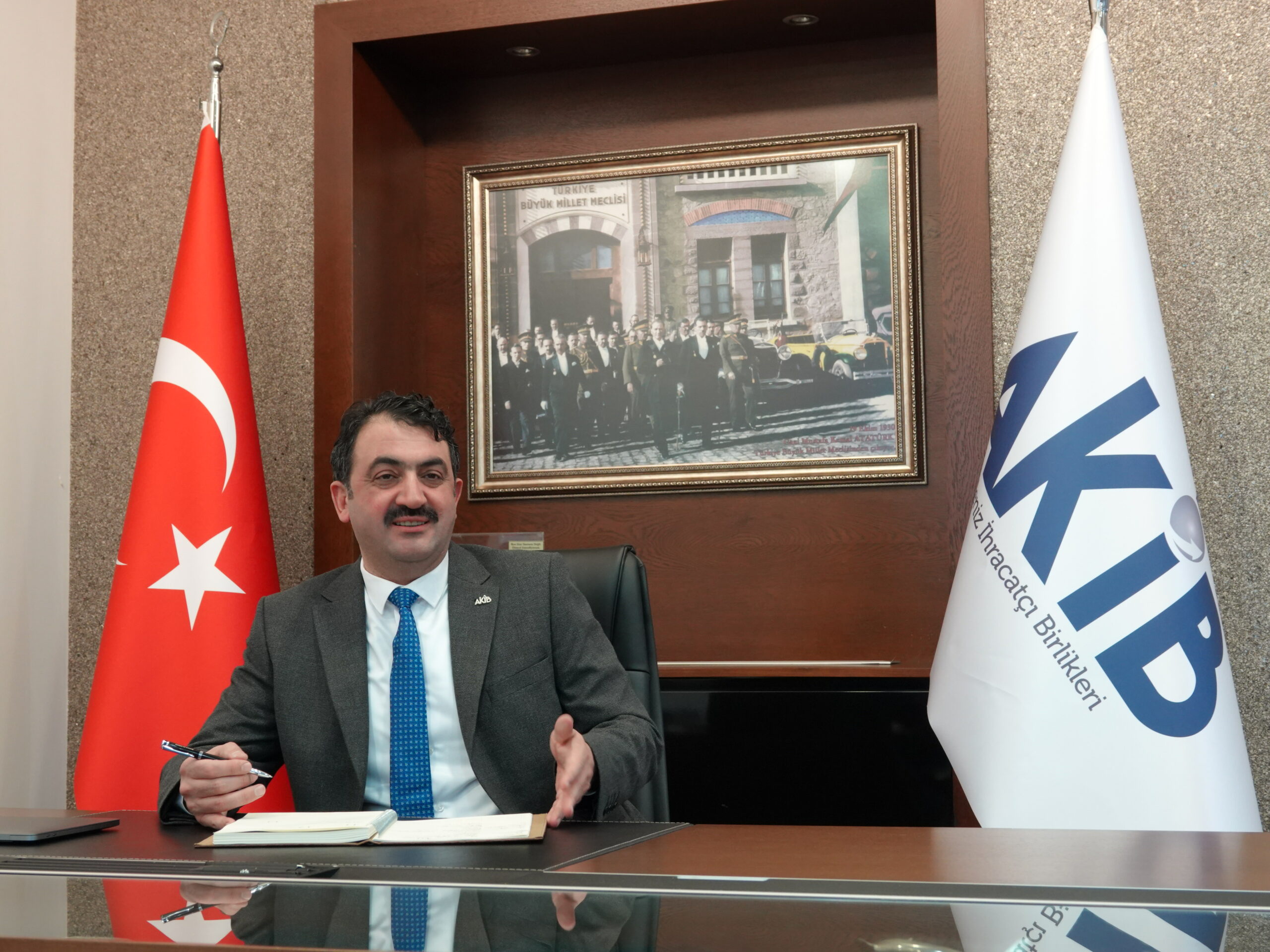 Akdeniz Kimyevi Maddeler ve Mamulleri İhracatçıları Birliği (AKMİB) Yönetim Kurulu