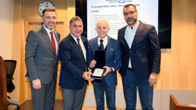 Ege Giyim Sanayicileri Derneği’nin 15. Olağan Genel Kurulu’nda üç dönemdir