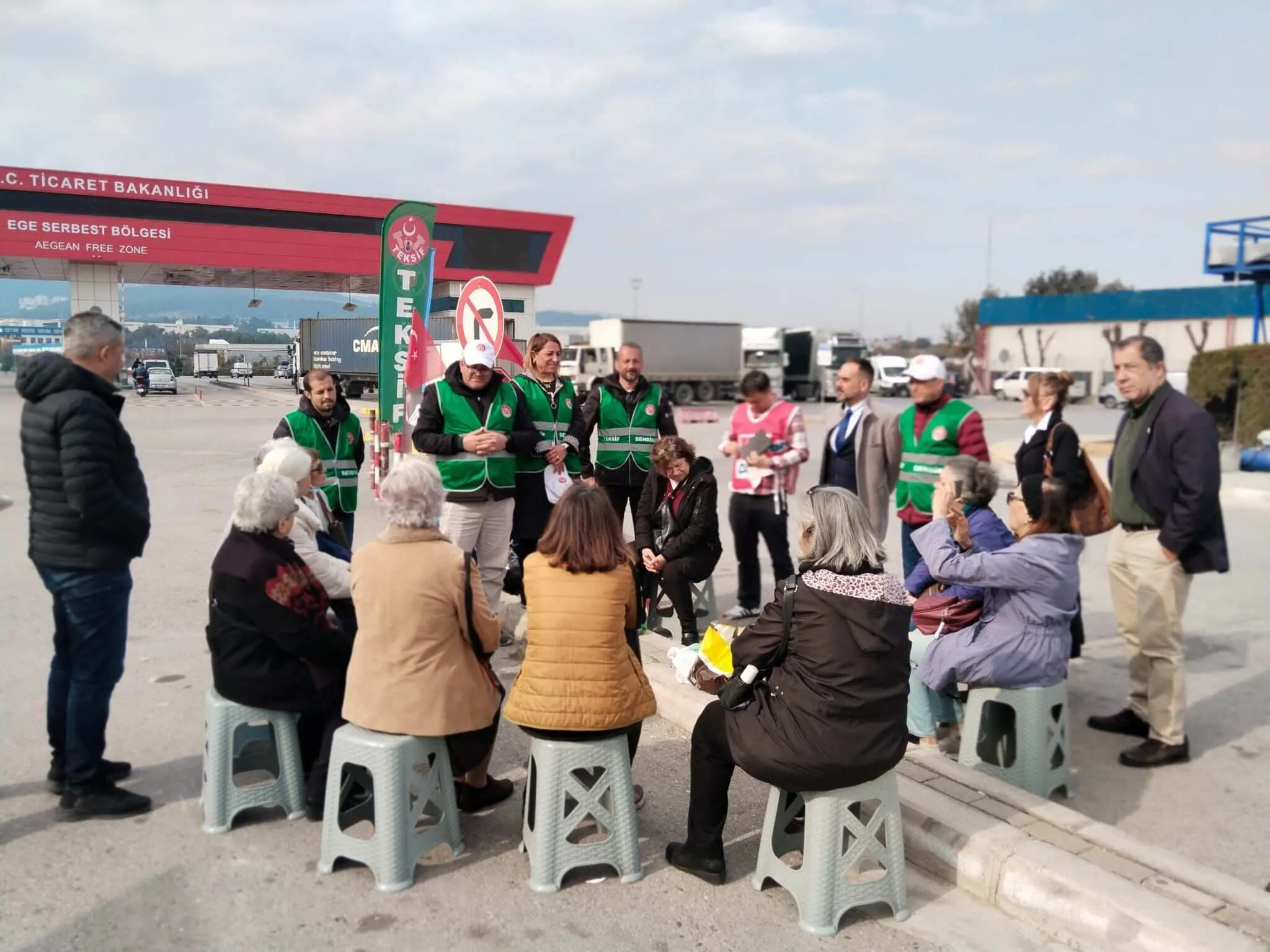 İzmir'de CHP Konak İlçe İşçi ve Emek Komisyonu, 17 Ocak’tan