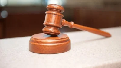 Muhalefet partilerinin, Anayasa’ya aykırılık ve ticari faaliyetler üzerinde risk oluşturduğu