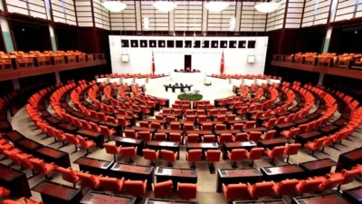 Deva Partisi İzmir Milletvekili Seda Kaya Ösen, hazır giyim ve