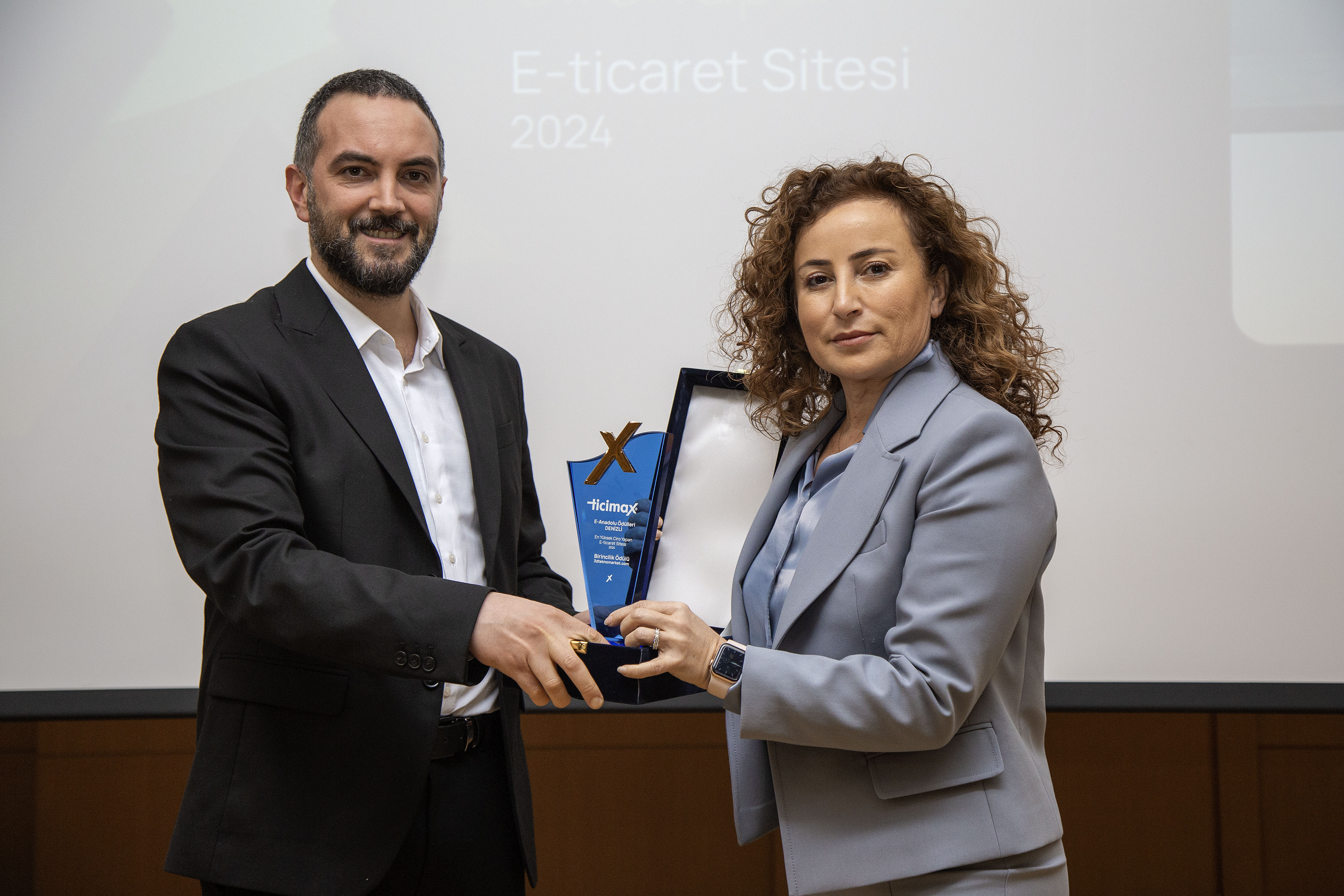 Ticimax E-Anadolu Ödülleri Denizli, 11 Şubat'ta Nihat Zeybekçi Kongre ve