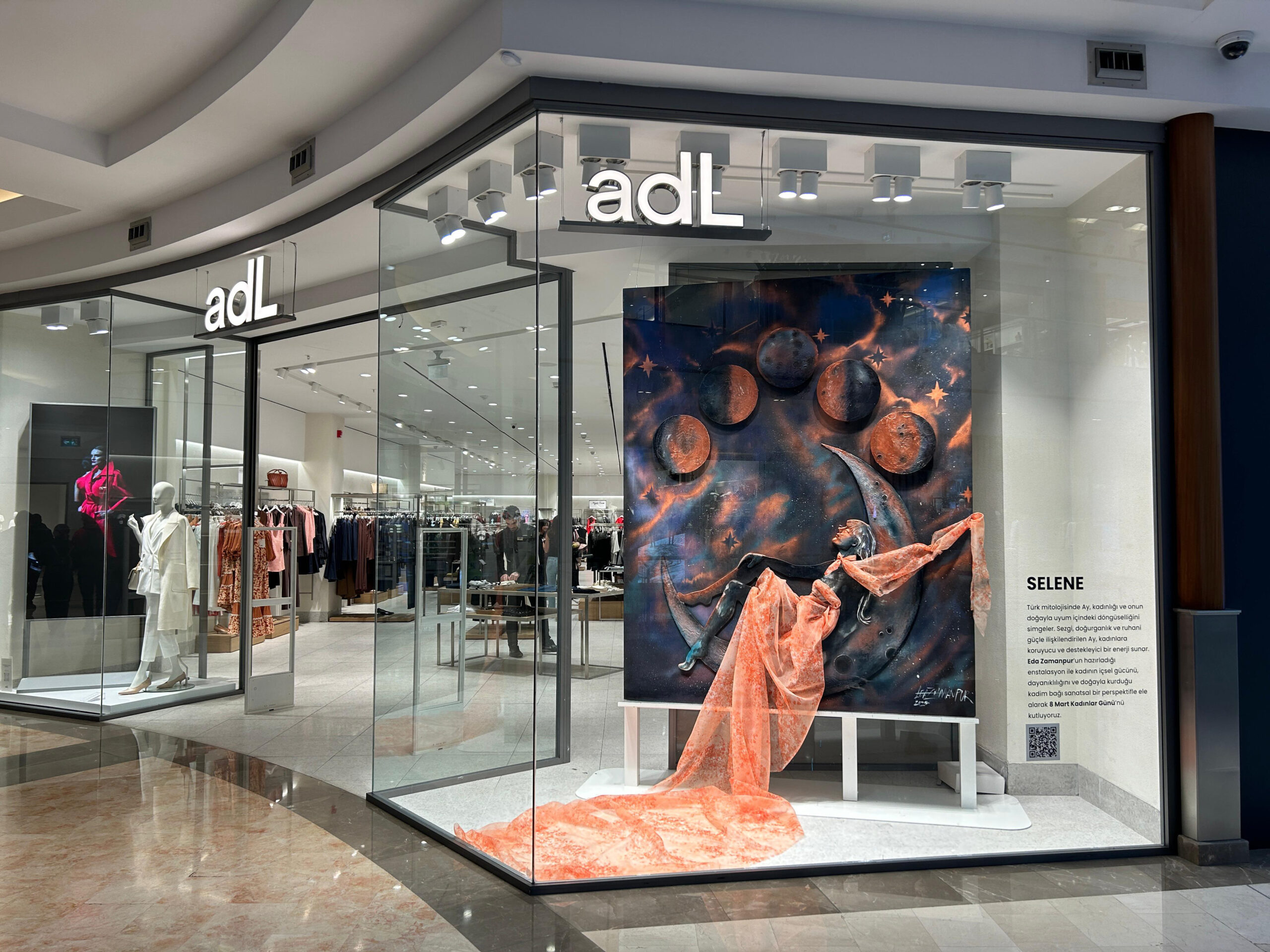 Türkiye’nin önde gelen yerli üretim moda markalarından Adil Işık Group,