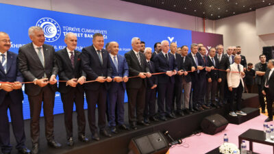 Türkiye İhracatçılar Meclisi (TİM) Başkanı Mustafa Gültepe, kur ile enflasyon