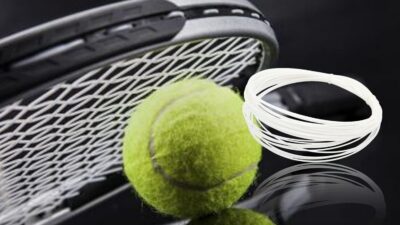 Boston Üniversitesi erkek tenis takımında partner olan Jakob Esterowitz ve