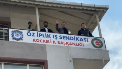 Öz İplik İş Sendikası Kocaeli İl Başkanı Oktay Öner,  kısa