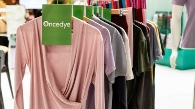 Dünyanın önde gelen Akrilik Elyaf üreticilerinden Aksa Akrilik, tekstil endüstrisinde