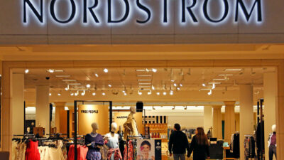 Giyim perakendecisi Nordstrom (JWN), dördüncü çeyrek sonuçlarını açıkladı.

