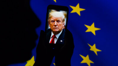 ABD Başkanı Donald Trump, koltuğa oturur oturmaz başllatığı ticaret savaşı