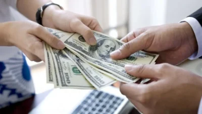 Türkiye Cumhuriyet Merkez Bankası (TCMB), döviz kredilerinde sıkılaşma adımı atarak,