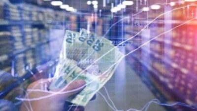 Piyasa katılımcılarının yıl sonu enflasyon beklentisi yüzde 28,30'dan 28,04'e gerildi.