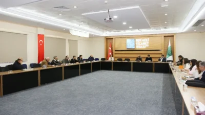 Kocaeli Ticaret Odası'nda düzenlenen seminerde, KOSGEB tarafından emek yoğun imalat