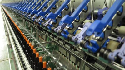 KOBİ'lere sağlanan istihdam desteğinin tüm ihracatçı firmaları kapsaması gerektiğini söyleyen