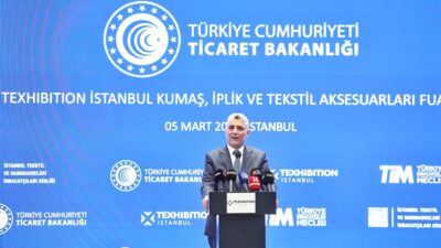 Ticaret Bakanı Ömer Bolat, faizler geriledikçe yatırım iştahının artmaya başladığını belirterek, "Göreceksiniz