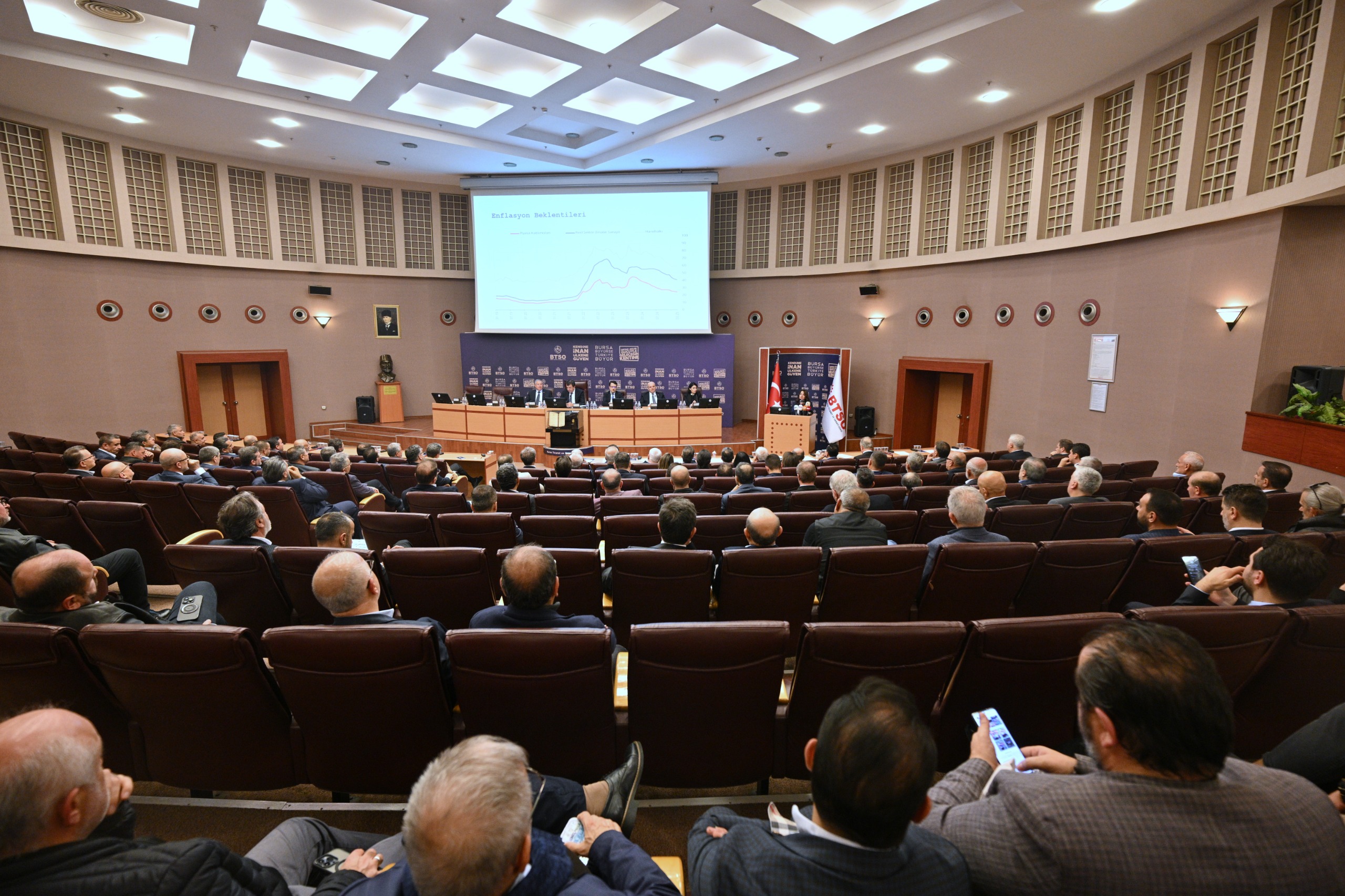 BTSO Yönetim Kurulu Başkan Yardımcısı İsmail Kuş, iş dünyasının önünü