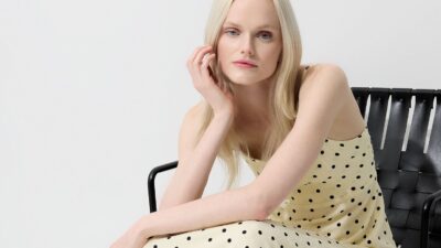 Moda dünyasının en yeni trendlerini sunan DeFacto, yaz gardırobunun öne