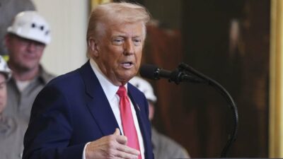 ABD Başkanı Donald Trump, Çin'e yönelik tarifeleri yüzde 125'e çıkarırken,