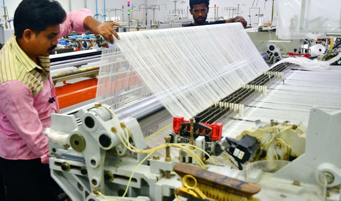 ABD’nin Çin’e karşı ticaret savaşını şiddetlendirmesiyle küresel ticaret dengeleri değişiyor.