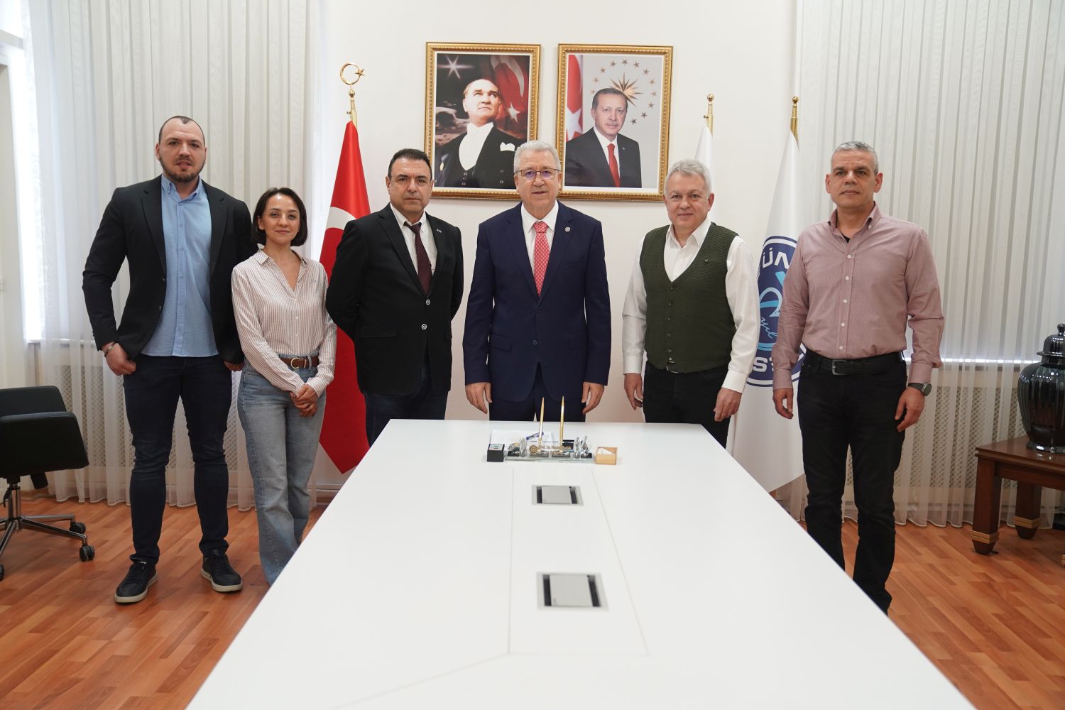 Türkiye’de alanında tek olan Ege Üniversitesi Mühendislik Fakültesi Deri Mühendisliği